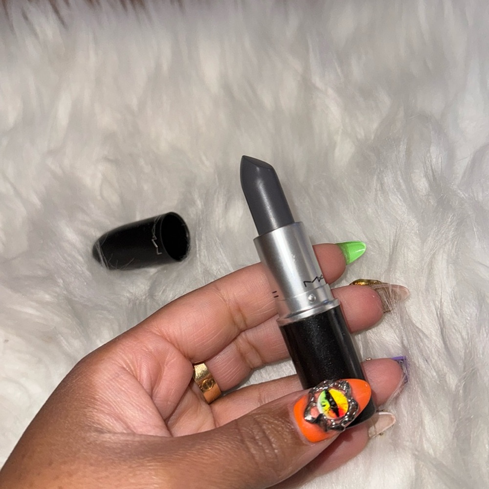 Mac halsey lipstick